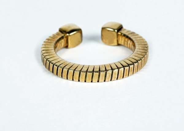 Anello Rigato Squadrato in Argento 925