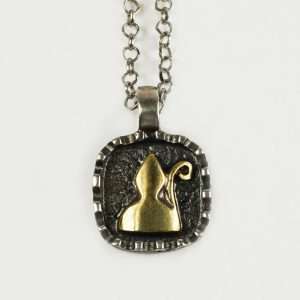 Ciondolo Quadrato Martellato in Argento 925 con San Gennaro in Bronzo