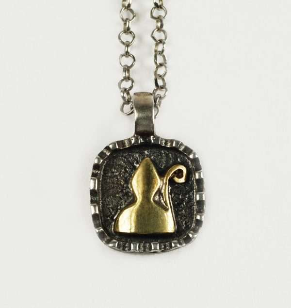 Ciondolo Quadrato Martellato in Argento 925 con San Gennaro in Bronzo
